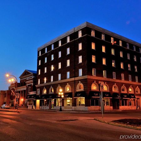 Grant Hall Hotel Moose Jaw Exterior photo