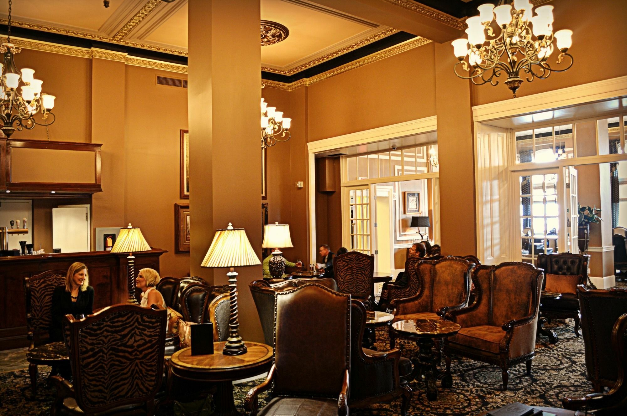 Grant Hall Hotel Moose Jaw Exterior photo
